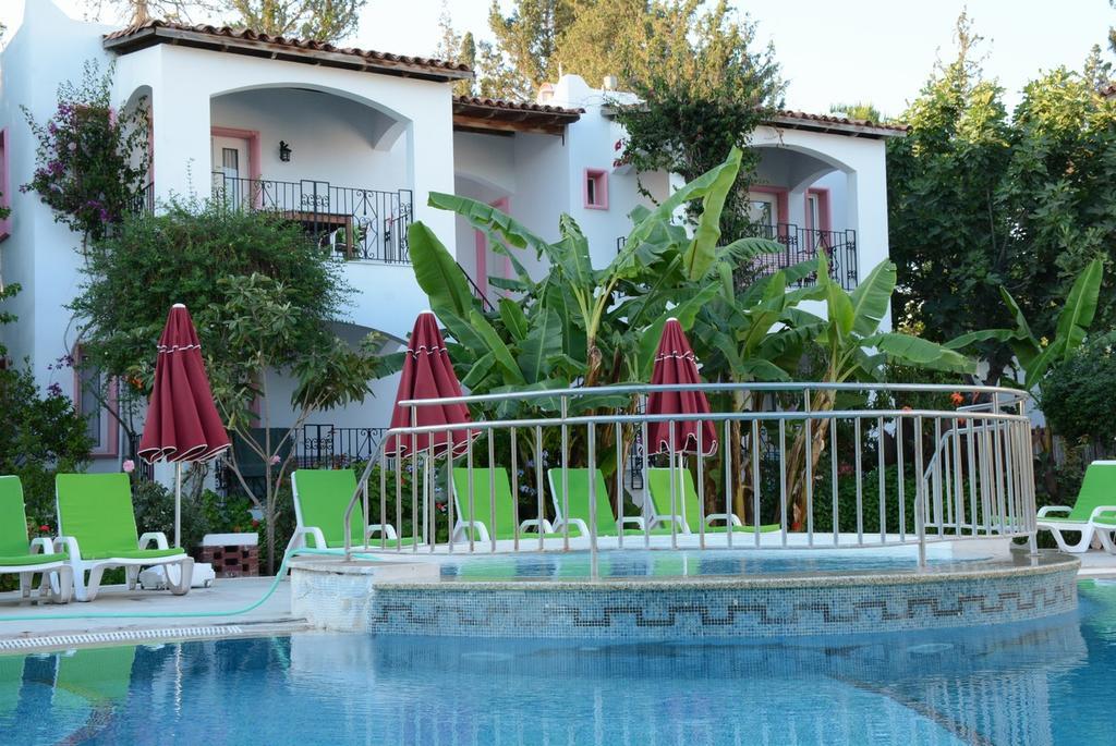 Villa Nergis Bitez Exterior photo